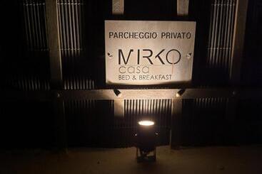 Casa Mirko   B & B Con Stazione Ricarica Auto Elettriche Parcheggio Privato Auto Moto Biciclette