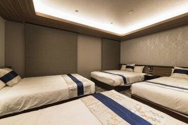 Grand Base Kagoshima Tenmonkan