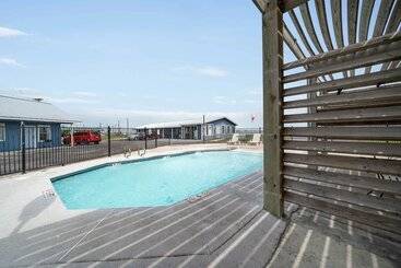 هتل Oyo  Rockport Bay View