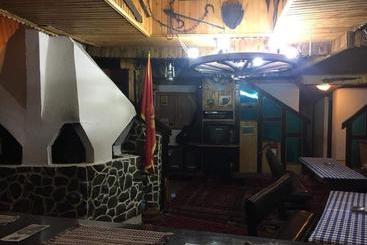 پانسیون Planinarski Dom Kula Avdović