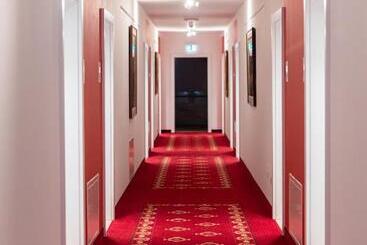 アパートホテル Vulkan Residenz Hotel   Self Check In