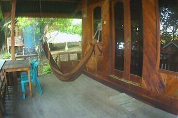 هاستل Yulia Resort