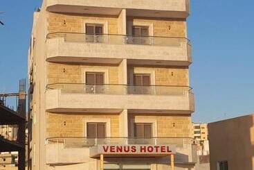 هتل Venus