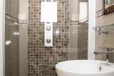 پانسیون A Z Boutique Guesthouse