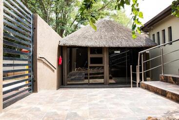 پانسیون A Z Boutique Guesthouse