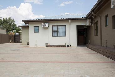 پانسیون A Z Boutique Guesthouse