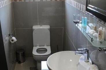 پانسیون A Z Boutique Guesthouse