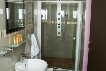 پانسیون A Z Boutique Guesthouse