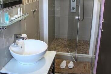پانسیون A Z Boutique Guesthouse
