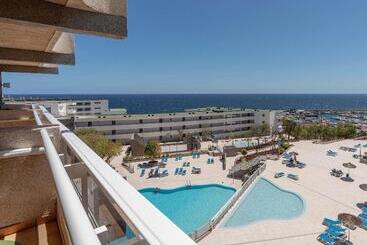Aguamarina Golf Apartments