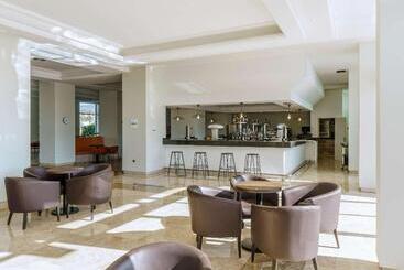 Aguamarina Golf Apartments