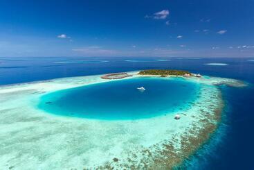 هتل Baros Maldives