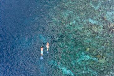 هتل Baros Maldives