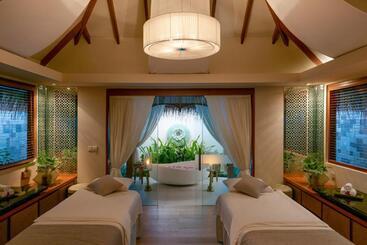 هتل Baros Maldives