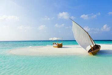 هتل Baros Maldives