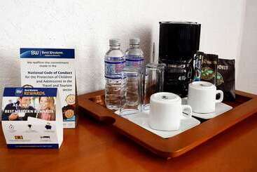 هتل Best Western Global Express