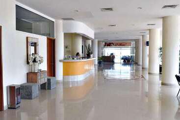 هتل Best Western Global Express