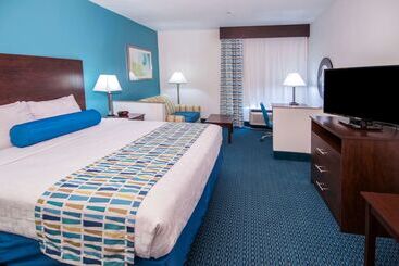 هتل Best Western Plus Blue Angel Inn