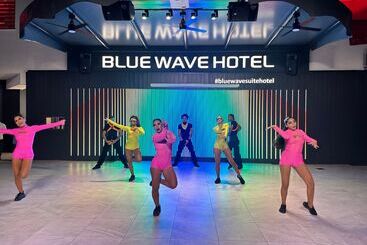 هتل Blue Wave Suite