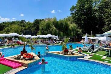 Bsa Holiday Park Hotel   All Inclusive