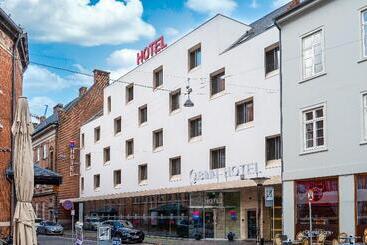 هتل Cabinn Aarhus