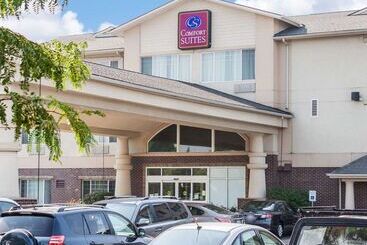 هتل Comfort Suites Airport