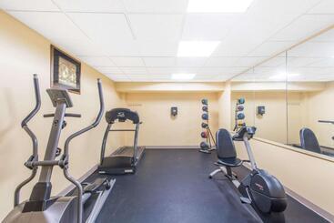 هتل Days Inn By Wyndham Colchester Burlington