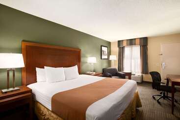 هتل Days Inn By Wyndham Jacksonville Airport