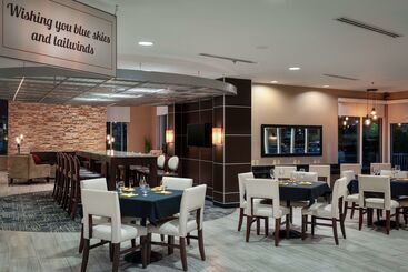Doubletree By Hilton Hotel Savannah Airport