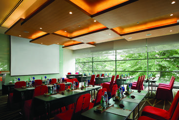 G Hotel Gurney