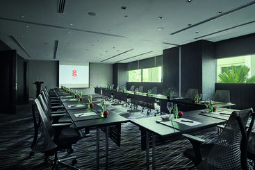 G Hotel Gurney