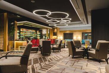 G Hotel Gurney