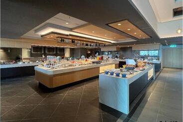 G Hotel Gurney