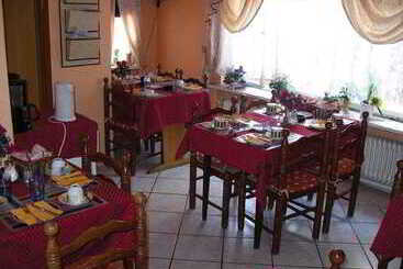 هتل Garni Djaran