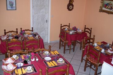 هتل Garni Djaran
