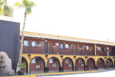 هتل Hacienda Del Indio