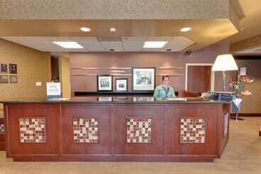 هتل Hampton Inn & Suites Sacramentoairportnatomas