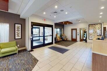 هتل Holiday Inn Express South Burlington, An Ihg