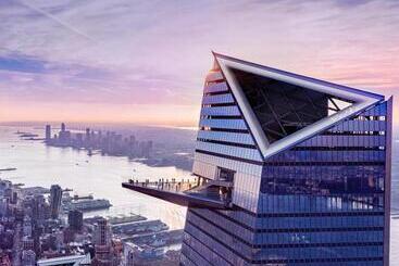 هتل Hudson Yard 408