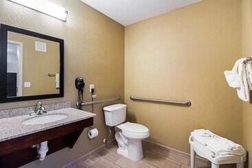 هتل Mainstay Suites Fargo I 94 Medical Center