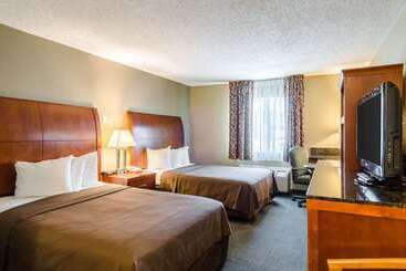 Hotel Quality Inn Chicopeespringfield