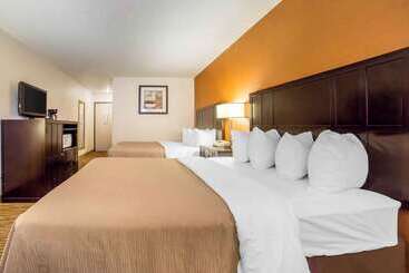 هتل Quality Inn