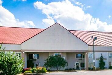 هتل Quality Inn & Suites