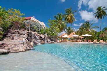 هتل Radisson Grenada Beach Resort
