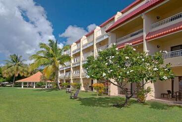 هتل Radisson Grenada Beach Resort