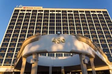 هتل Ramada Plaza By Wyndham Atlanta Downtown Capitol Park