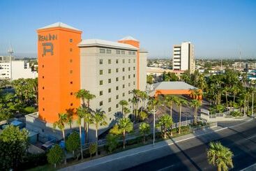 هتل Real Inn Mexicali