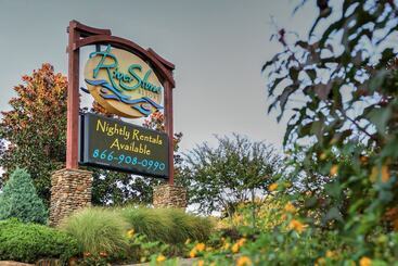 هتل Riverstone Condo Resort & Spa