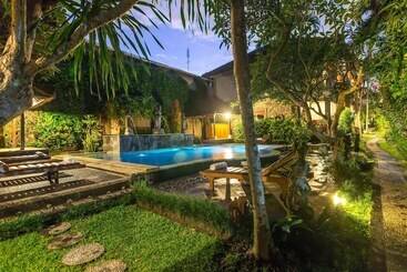 هتل Sahadewa Resort & Spa