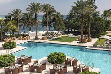 هتل The Ritzcarlton Bal Harbour, Miami